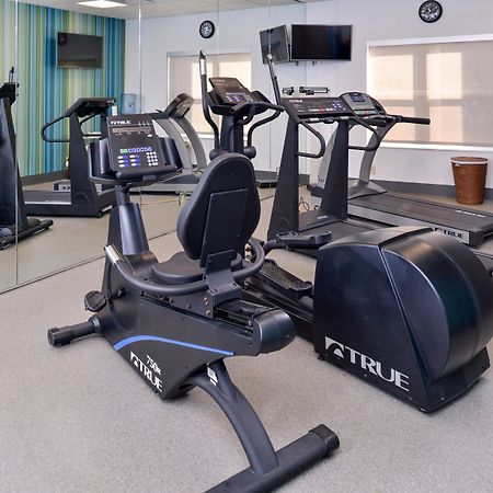 Holiday Inn Express Hotel & Suites St. Louis West-O'Fallon By Ihg Esterno foto