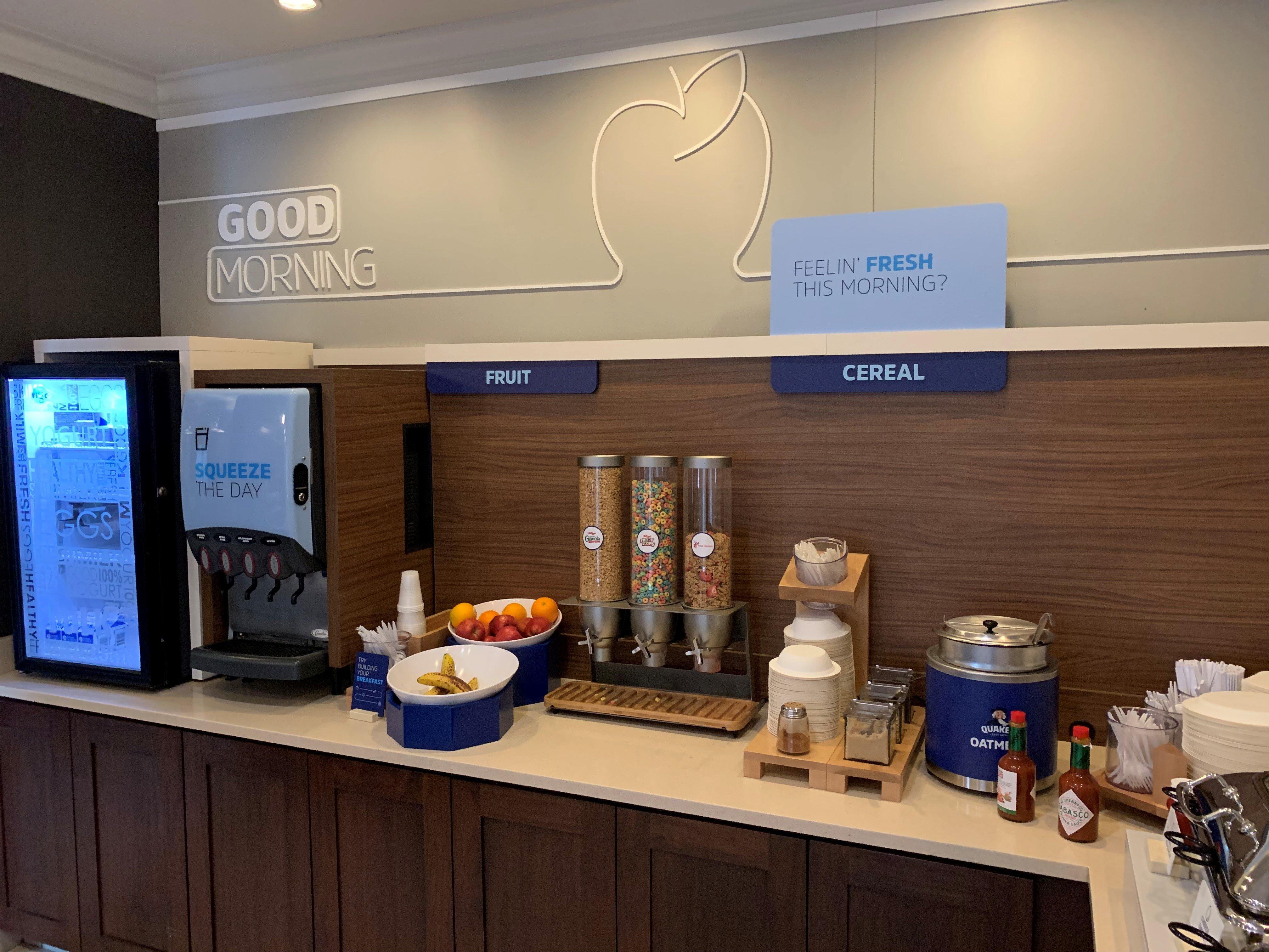 Holiday Inn Express Hotel & Suites St. Louis West-O'Fallon By Ihg Esterno foto